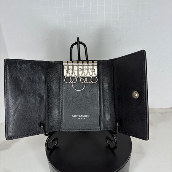 YSL Yves Saint Laurent Key Case - Picture 6 of 9